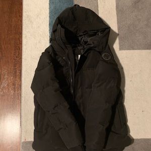 Canada goose black label